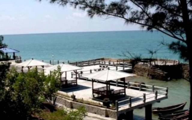 Tanjung Pesona Beach Resort & Spa