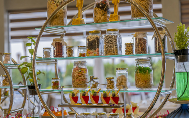 Rixos Premium Magawish Suites and Villas