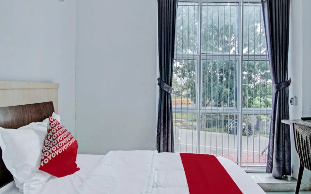 OYO 92047 Penginapan Arfi Syariah
