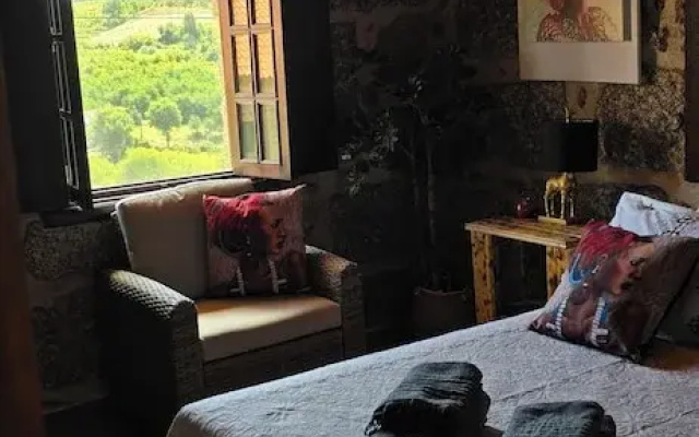 Rustic Retreat country house