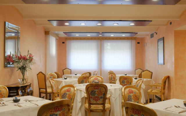 Central Park Hotel Modena