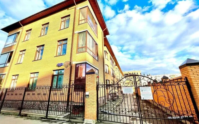 Логиновы. Апарт на улице Окулова, д. 37