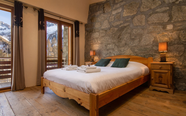 Chalet Glacier
