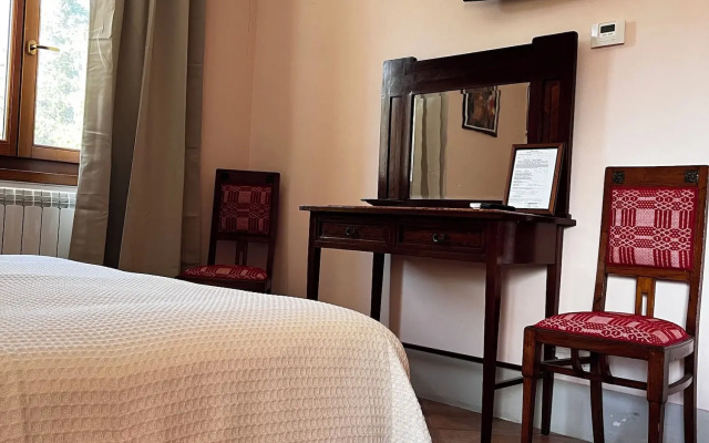The Monna Lisa Resort