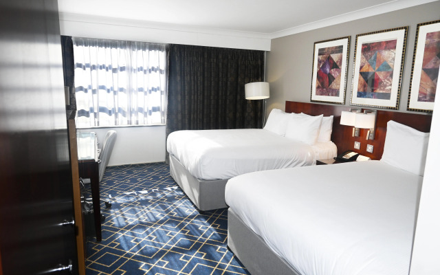 Crowne Plaza Liverpool - John Lennon Airport by IHG