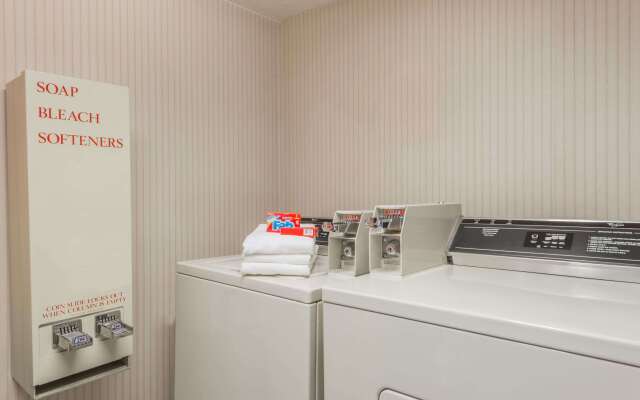 Days Inn by Wyndham Yadkinville