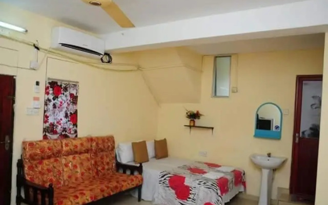 Manimalar Lodge