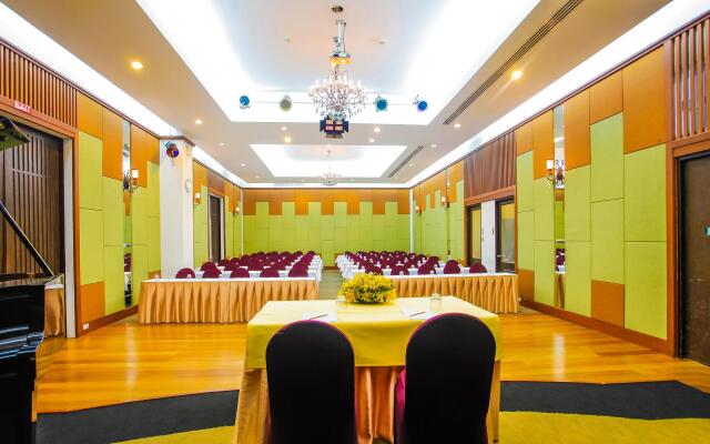 The Patra Hotel - Rama 9