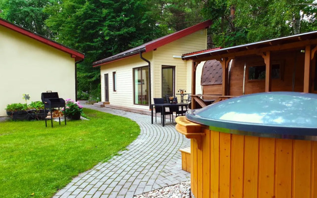 Vasarotojų Guest House