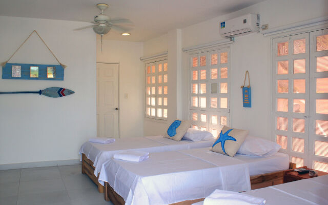 Nautilus Plaza Hotel