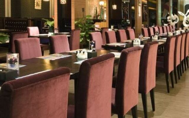 Pengke Hotel (Shenzhen North Railway Station)