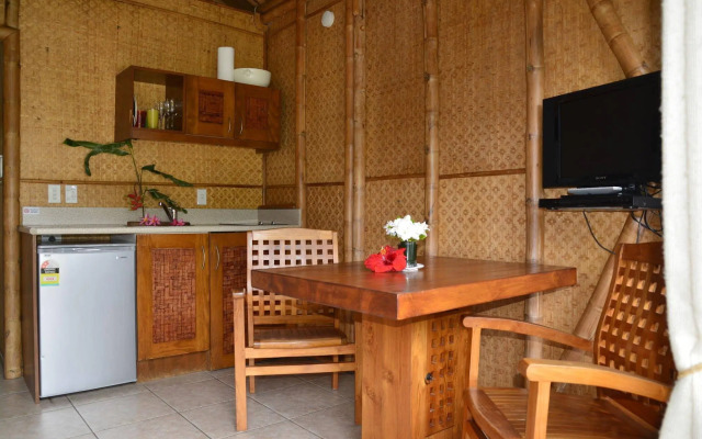 Magic Reef Bungalows