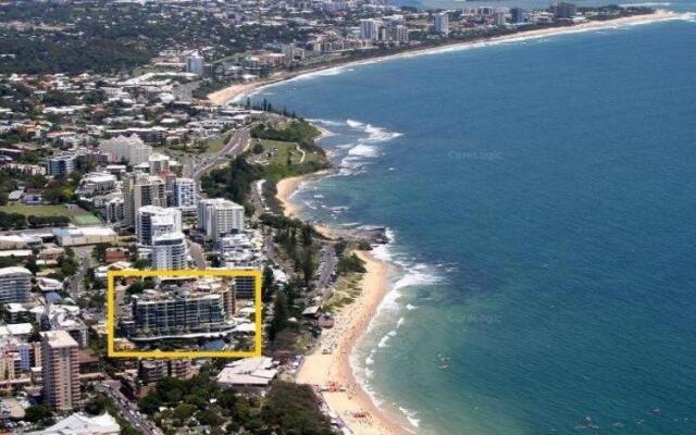 Beachfront Mooloolaba Apartment