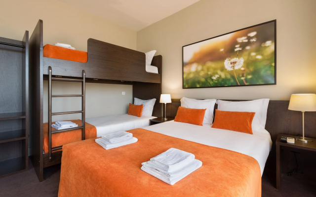 Riversuites