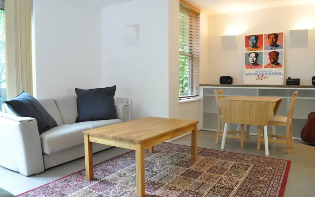 Fantastic 1 Bedroom Flat in Great Location