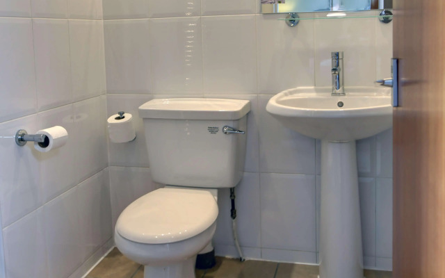 Woodlands Hotel, BW Signature Collection