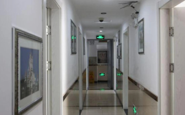 Yijin Hostel