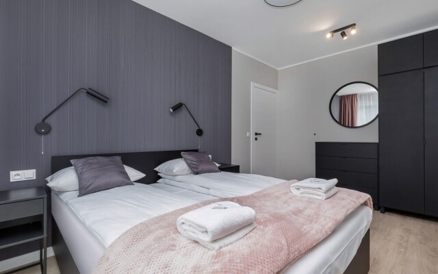 Modern Apartments City Center by Renters