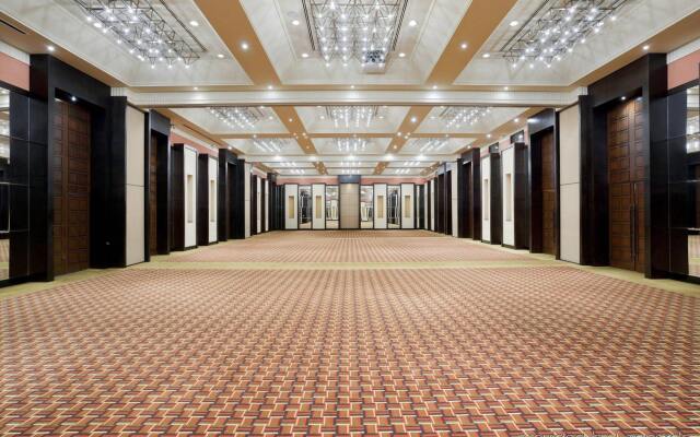 Quest Plus Conference Center, Clark