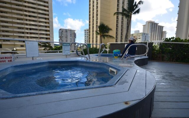 Waikiki Banyan 912 Your Luxurious Escape to Paradise