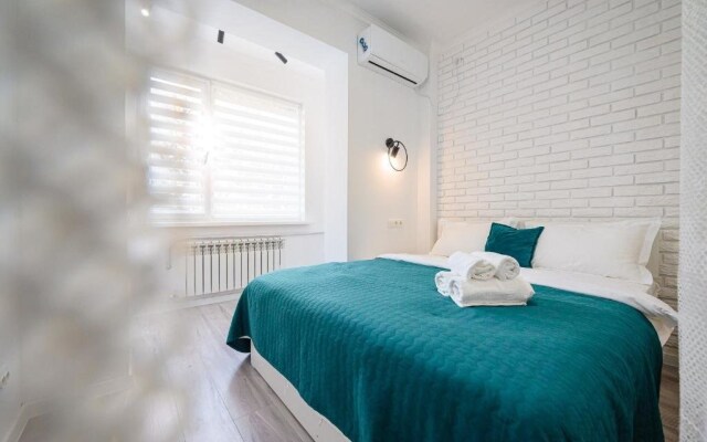 super cozy studio near the lake