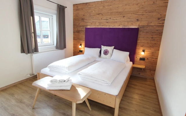 Magnificent Chalet in Kaprun With Balcony and Mountain Views