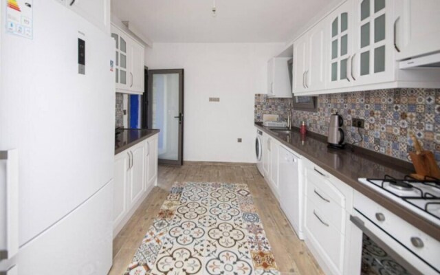 House With Garden and Private Pool in Bodrum