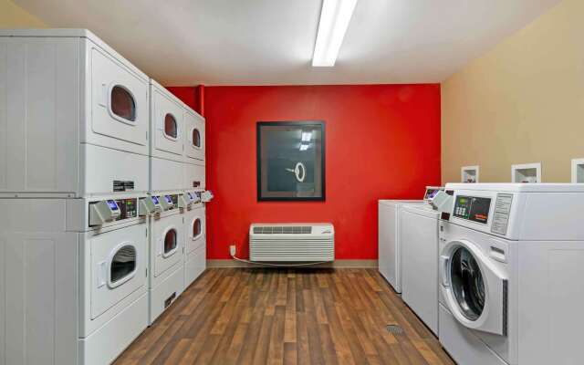 Extended Stay America Suites Kansas City South