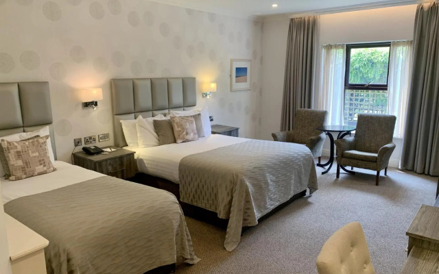 Mill Park Hotel