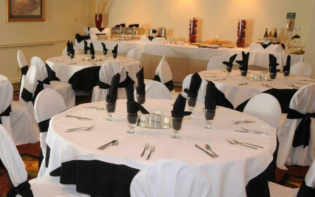 Hilton Garden Inn Anaheim Garden Grove