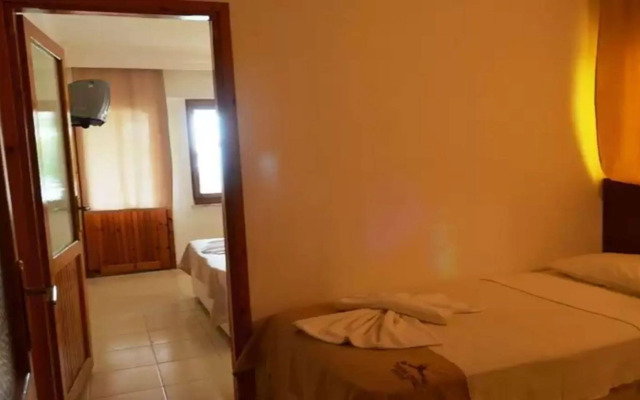 Tuana Hotel