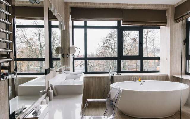 Noble Boutique Hotel