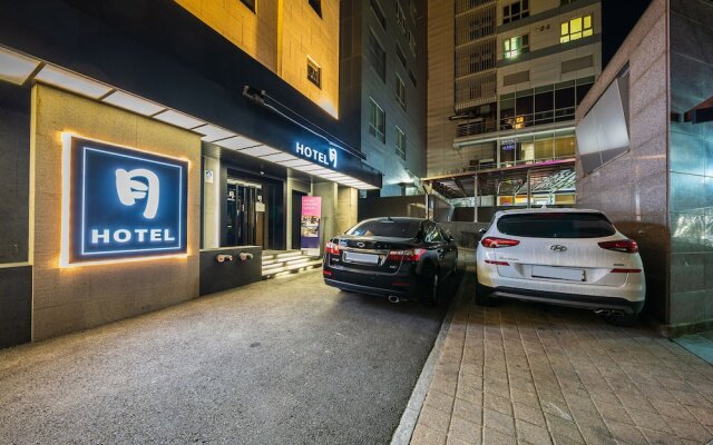 Shinchon Wol Hotel