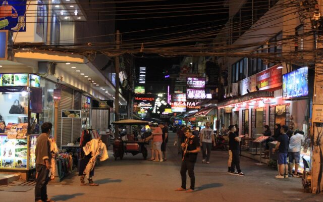 Armoni Patong Beach Hotel