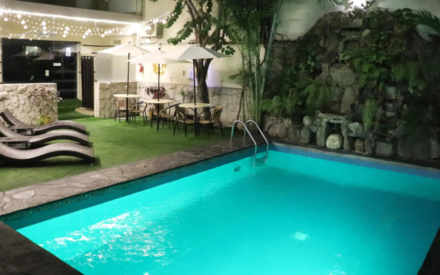 Inkari Suites Hotel