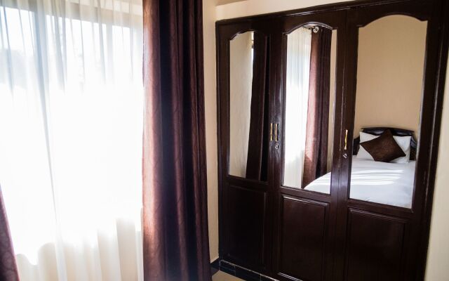 Brubru Lodge
