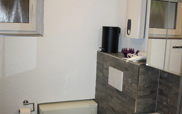 Ferienhof Feinen - Haus am See I