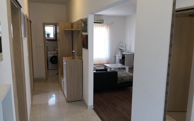 King Apartment4 Star Accommodation for the Price of 3