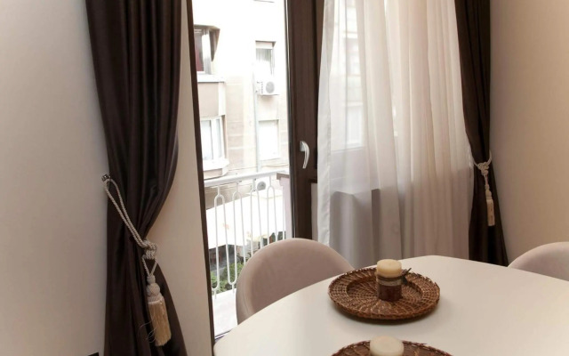 Belgrade's 1st class apartment, Vracar
