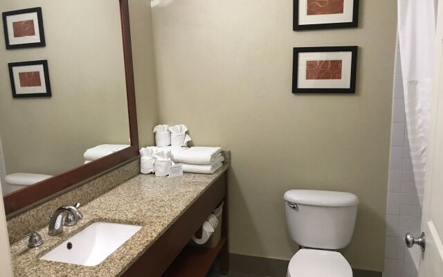 Comfort Suites Fort Collins Near University