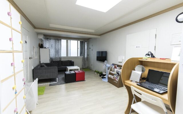 10 Guesthouse - Hostel