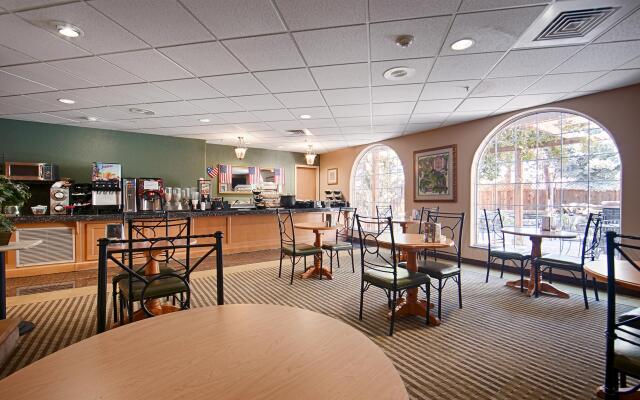 Best Western Plus Caldwell Inn & Suites