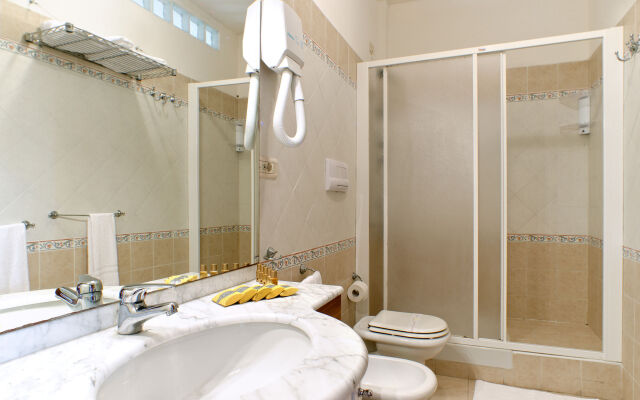 Heracles Village Hotel
