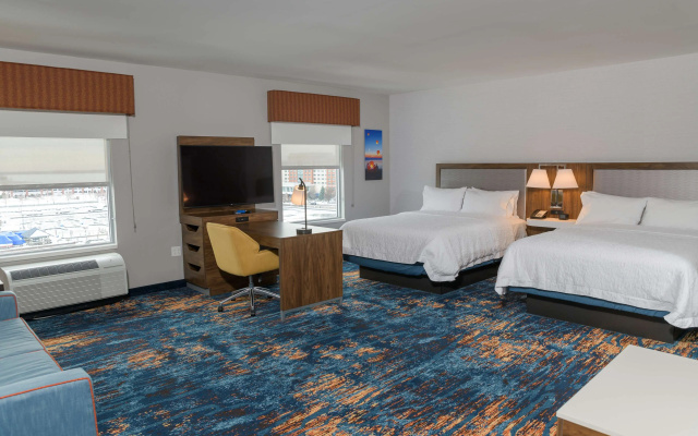 Hampton Inn & Suites Erie Bayfront