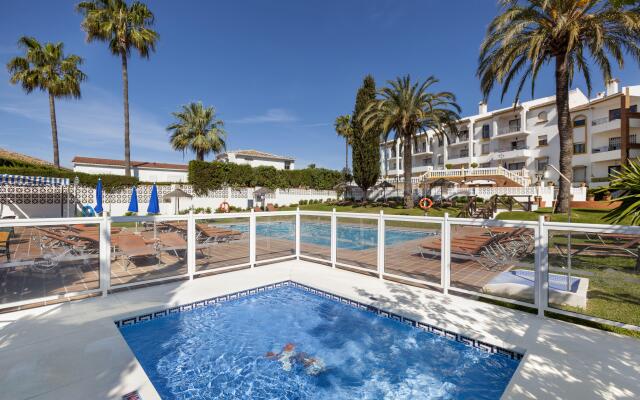 Crown Resorts Club La Riviera