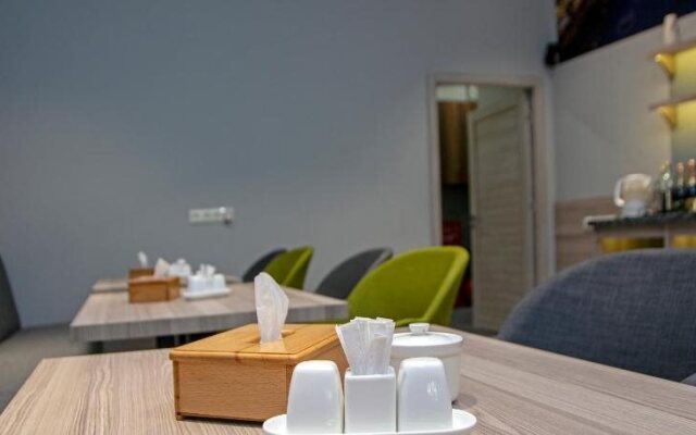 Republic Square Boutique Hotel
