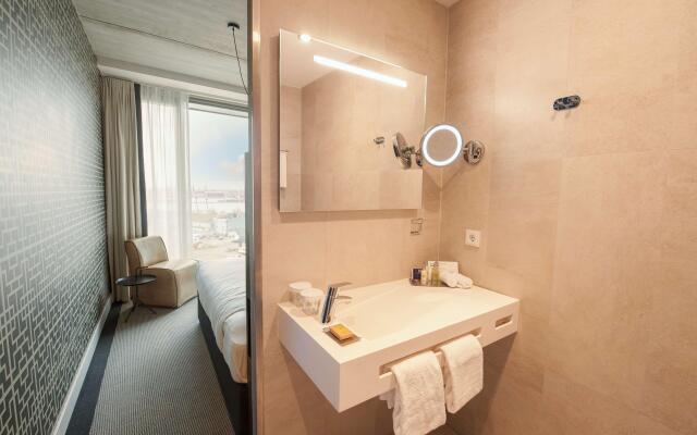 DoubleTree by Hilton Hotel Amsterdam - NDSM Wharf