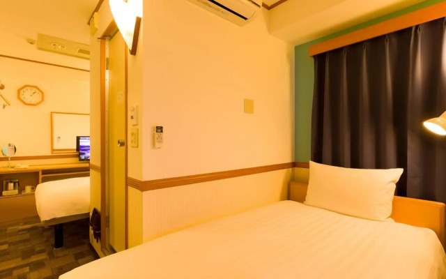 Toyoko Inn Yokohama Stadium Mae No.1