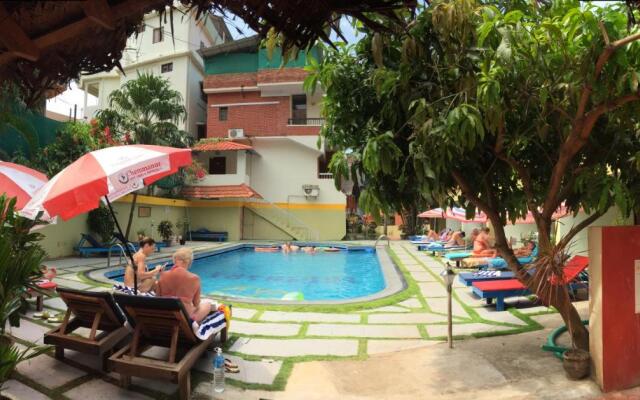 Hotel Thushara