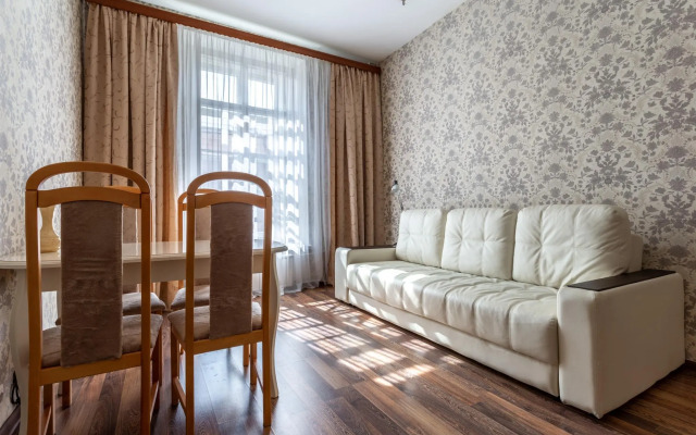 Апартаменты на набережной канала Грибоедова 9